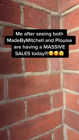 😬👀✨ #fyp #foryou #plouise #plouisemakeup #plouisemakeupacademy #plouise_makeup_academy #madebymitchell #madebymitchellblursh #madebymitchellmakeup #sale #hugesale #bargains #flashsame 