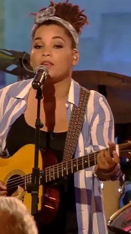 Tak usah Kau tangisi..krn Allah lebih tau Bagaimana Bahagiamu