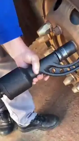 Multiplicador de fuerza 3.5 toneladas para ruedas d camiones y tractores #canarias #mecanica #viral 