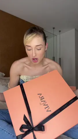 Quero mais unboxing assim @vivara_online  #unboxing  #jewlery #Vivara60Anos #ParabénsVivara 