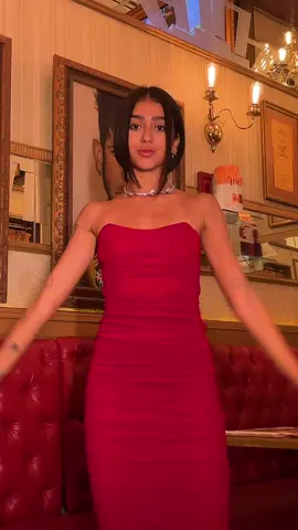 o Neymar atrás haha #pagodaodobirimbola #viral #br #fyp 