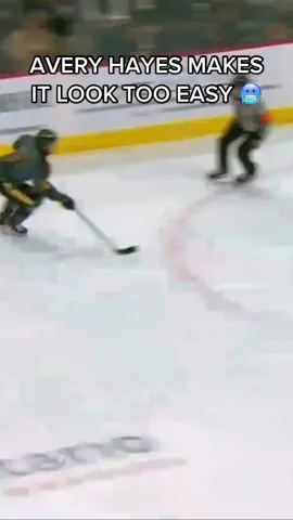 Avery Hayes that is unfair 😳 @hamiltonbulldogsohl #hockey #ohl #hockeytiktoks 