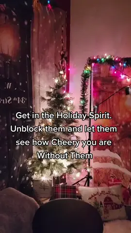 Happy Holidays🎁 #staytoxic #funny #dating #relationships #narcissist 