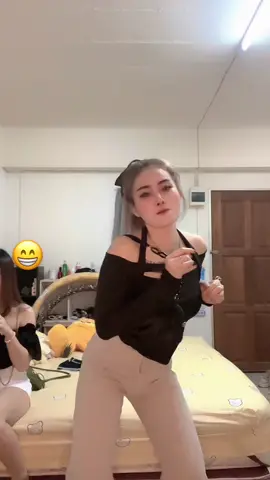 อ้ายมีบ่อ้าย เลี้ยงเหล้าน้องเเนา😝