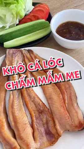 Khô cá lóc chiên chấm mắm me. Ta nói..... #MCV #sieudaubep #reviewanngon #ancungtiktok #LearnOnTikTok #muataitiktokshop #muataitiktok #khocaloc #amthucmientay #xuhuong 