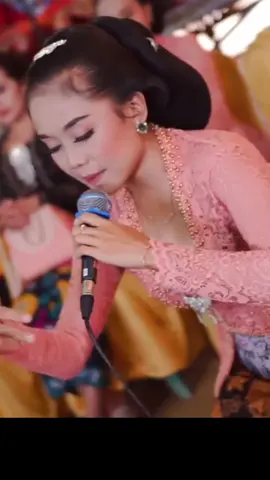 #sekarmadu #uyahmoto #sakitrindu #fyp #fypシ #fyppages #fyptrending #NikmatiKenangannya 