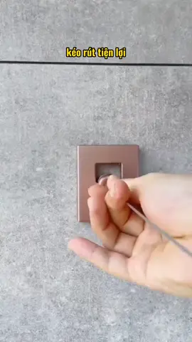 Bộ dây phơi quần áo gắn tường có thể thu gọn tiện lợi. Dây dài 4.2m, đường kính dày 1.5mm