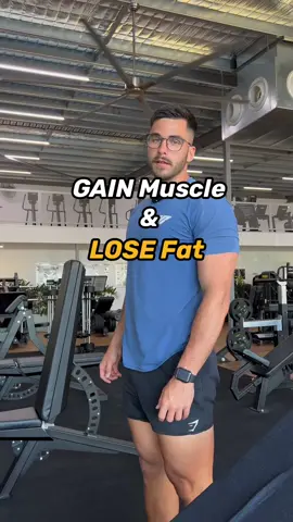 “Best way to lose weight and gain muscle” is legitimately THE MOST common question i hear. As nice as it would be to get two birds with 1 stone, it doesnt really work like that.  As a beginner in the gym, yes you will make small muscle gains while losing fat but that will only get you so far.  To truly gain muscle you need to do a completely seperate process to what losing fat is.  YOU CANT DO BOTH PROPERLY AT THE SAME TIME 🤌 #gym #GymTok #bodybuilding #gymmotivation #gymrat #bodybuilder #motivation #traininghelp #weightloss #fatloss #GymLife #fatlosstips #musclegrowth #burnfat 