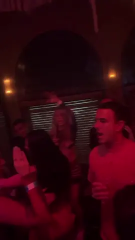 THE FINAL DUA LIPA VLOG/MEETING DUA LIPA 😳 #dualipa #futurenostalgiatour #melbourne #concert #afterparty #dualipafans #slay #plottwist 