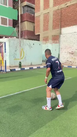 اتفرج لي الاخر🙏😂😂 Mbappe 🇫🇷✍️#maimagdy #fyppppppppppppppppppppppp #شبيه_امبابي🇫🇷🇾🇪 #جمهور_شبيه_امبابي #فرنسا #footbell #viral #لايك_متابعه_ #fyp @psg @k. mbappe 