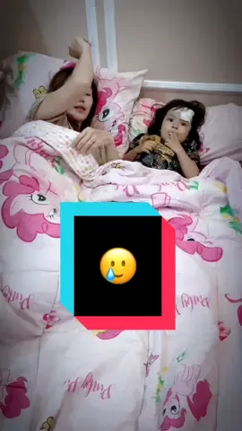 Apa yang akan dilakukan seorang suami kalau istri kita sedang sakit ??? #yobigus #istridua😂🤘😎 #salakipamajikanyobigus #yobiguspamajkantilu #sebatasngontenyobigus 