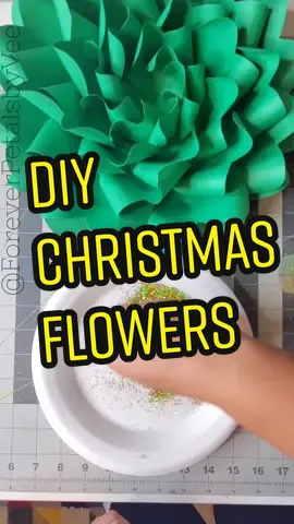 It's beginning to look alot like Christmas! I can't wait to put up my Christmas Decor! 🎄 #paperflowertiktok #paperflowerideas #paperflowers #foreverpetalsbyvee 