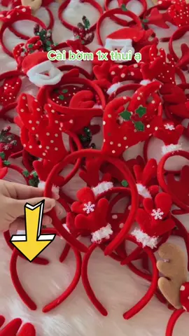 Mùa giáng sinh hãy sắm 1 cây cài bờm này ngay bây giờ để được giá 1x nhé