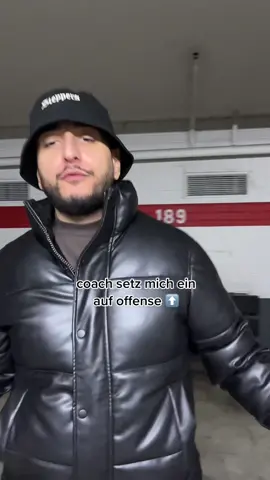 Streamt „Persian Rug“ auf 🔁 #barber #rap #deutschrap #viral #goviral #fy #fyyy #4u #fypシ 