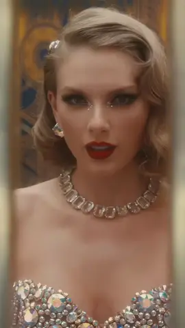 Bejeweled in 4K makes everything much shimmer ✨💎 #bejeweled #taylorswift #taylorsversion #midnights #diamond #jewellery #fy #fyp 