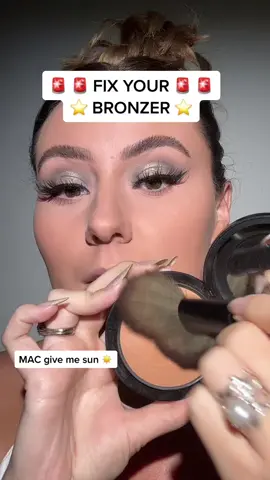 I reach for bronzers with red since that’s what the sun does to me naturally 😊☀️❤️#makeuphacks #makeuptips #viralmakeup 