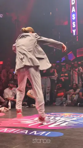 Puppeting on another level! #jayz #dirtoffyourshoulder #femmefataledance #dancevideo #danceontiktok #artistsontiktok #dancer #dance #redbull #redbulldanceyourstyle #dancemove #dancesteps #trendy #trending #trend #miami #learnthisdance