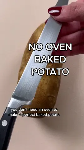 This is the best shortcut for making a baked potato! #foodtips #bakedpotato #potatohacks #foodtiktok 