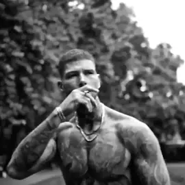 Finally made it to the world of Tiktok.. shiiit its been a long time coming 😏😂 ° ° ° #viral #viralvideos #trending #tiktok #reels #menwithtattoos #menwithink #menwithstyle #smoking #menwhosmoke #blackandwhite #model #malemodel #fashionmodel #fitnessmodel #tattoomodel #GymLife #tattoolife #inkgang #inkedup #smooth #slick #cool #london 