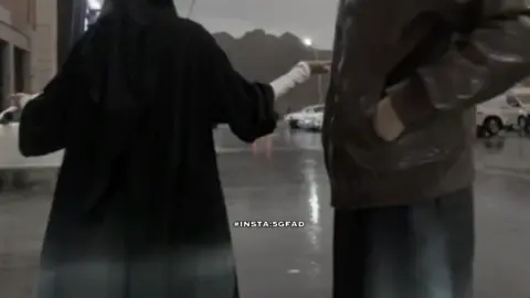 - ياليتنا تحت ـالمطر جلاس #سنابي_بالبايو🤍 #المصمم_فادي_الحويطات #طلعوه_اكبسلور #اكسبلور #حركة_أكسبلور #CapCut #explore #تبوك #تصميمي🎬 #شتا #جامعة_الحسين_بن_طلال #منصور_فهد 