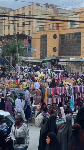 Jam Street, Eastleigh District in Nairobi, Kenya 🇰🇪 . An ocean of Zomalians 🌊 🇸🇴 #somalitiktok #traveltiktok #travelvlog #jabirmohamed