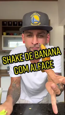 Shake ou vitamina de banana com alface #receita #receitas #receitasveganas #receitasveganasfaceis #comida #banana #alface #shake #shakevegano #shakenossodecadadia 