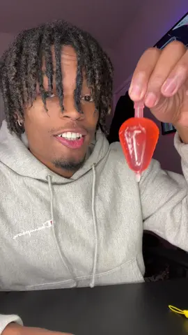 I tried Jelly Pops for the first time #jellypop #fruit #fyp #viral #satisfying #react #greenscreenvideo 