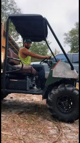 DONE… #funbucketkustoms #fbk #floridatoys #mule #kawasaki #diesel #lift #done #kustom #bluecollar #imovecarsmf 