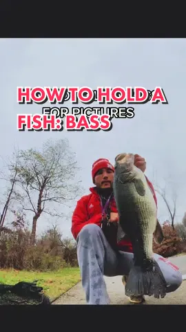 How to not take fish pictures like a dingus. #fishing101 #fishtok #fishing #largemouthbass #bassfishing #fishingtips #fyp 