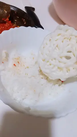 monggo maem. lauk krupuk +sambel ngono ae wes nikmat. Masya Allah. 🤤  #fyp #anakrantau #makanmalam #sambel #krupukindonesia #tkw #nikmat #chefs #masakan #indonesiajuara #storywakekinian 