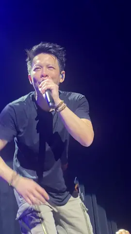 Ada Apa Denganmu - NOAH ❤️🤍🫶🏻  #noahliveinkualalumpur #noaliveinkl #noahmalaysia2022 #noahinmalaysia #arielnoah 