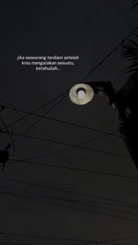 tanpa disengaja, terkadang perkataan kita bisa membuat orang lain terluka hatinya.#WANN🥀 #sadstory 