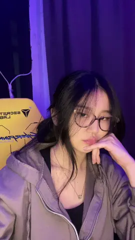 makasiy yg ud tmnin live hari ini:p jgn lupa top up di cuwannstore!!!