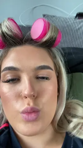 want a reason to do makeup plz 