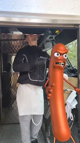 after lunch rush breakdown @nickeyezz  #kick #kicks #kicking #nickdogs #whatthe #worklaughs #blowingoffsteam #fyp