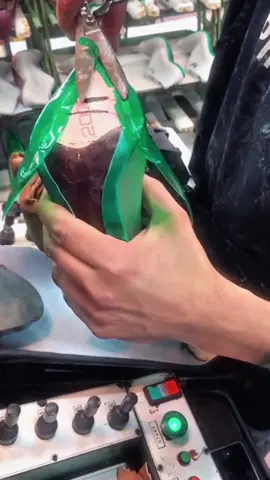 Heels making~ #shoes #heels #highheels #making #process #satisfying #manufacturer #factory 