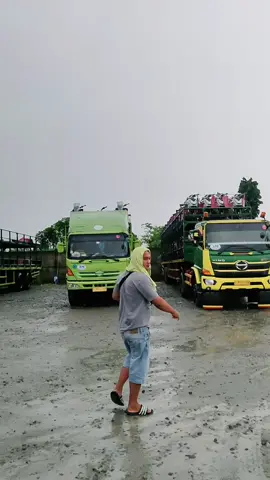 Apsen pagy dan tetap semanggat mesky hujan