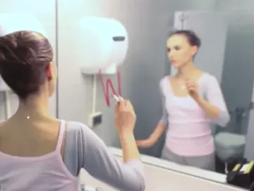 shes so real #fyp #blackswan #natalieportman 