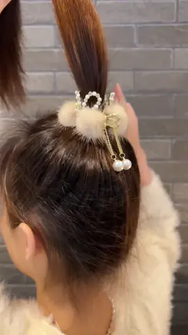 Tìm được e giữa thế gian