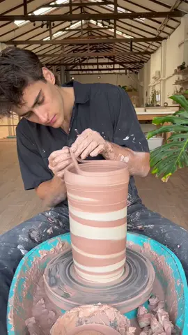 Mixing two different clays to make this spiral effect 🥣 #onlypots #potteryboy #potterytiktok #ceramics #clayboy 