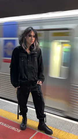 obrigado pelos 19 milhões aqui🖤🖤 AMO VOCÊS DEMAISS AAAAAA!! ⚠️trem falso