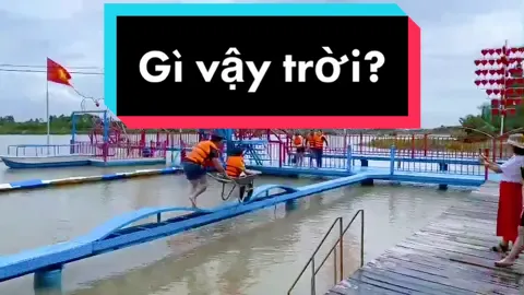 * Trời ơi cái gì vậy???#mrvui #Funland #TreViet 