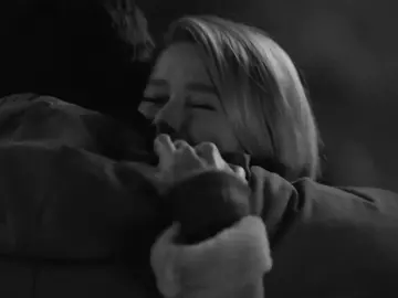 لا وطنٌ كَوطنك ،ولا هروبًا كَهروبي إليك.. 🤍 #kuzgun #dila_kuzgun #الغراب #ديلا_كوزغون #ماجد_المهندس #majedalmohandis #بين_ايديه_ماجد_المهندس #explore #edit #viral #fypシ #foryou 
