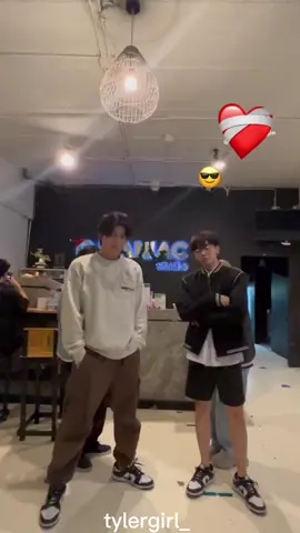 satisfied ! 😂❤️‍🔥#pondnaravit #santapongsapak #ppnaravit #santapp 