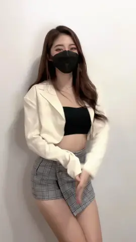 好辣🙈 有人說我有小肚子了你們還愛我嗎🥺 Ig : barbielee1004 #fyp