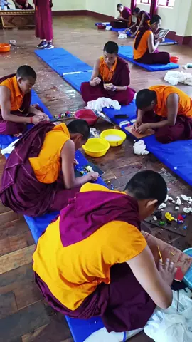 #monklifestyle #nepalisongs #bhutan #nepali #torma #karjen #happiness #tibetan #buddhism #buddhistmonk 