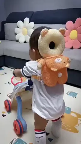 Almofada Protetora Primeiros Passinhos  Uso recomendado até 3 Anos 👼  Compre agora pelo nosso site 👇 https://www.attenashop.com/products/almofada-protetora-anti-queda-para-bebe-menina-e-menino-0m-3-anos  #protetor #almofadaprotetora #primeiropasso #bebê #mochila #passinhos #antiqueda #criança #criancatiktok 