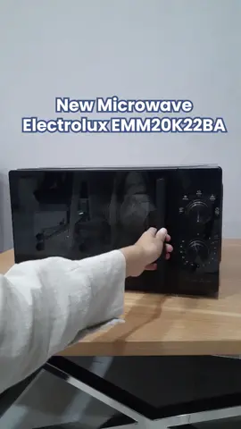 review produk baru 😍 Electrolux Microwave EMM20K22BA #fypシ #microwave #electrolux