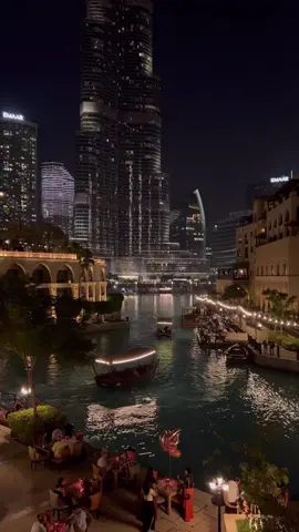 دبي في المساء  ❤️ 🇦🇪  @visitdubai.ar  #دبي_مول #فنادق_دبي #الشعب_الصيني_ماله_حل😂😂 