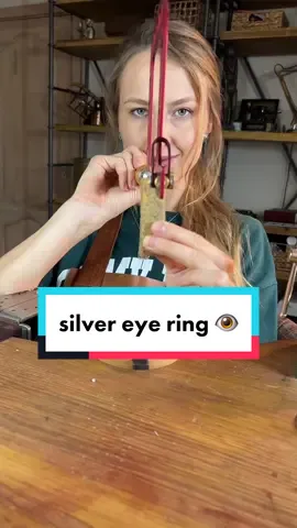 Hi hi! It’s Friday! ✌️😎 full jewelry making tutorial for you guys, straight from Germany! 🔥 this time is a very sparkly silver ring with 4 stones 👀 it was a hard project, but I like to make those creative challenges for me 😅 it was a different take on a eye design, and I love that black stone in the middle 👀I hope you will like it too 👀 aand…we go! 🙌#jewellerymaking #handmadejewelry #silverjewellery #sustanable #handmadejewellery #toolsinaction #recycledsilverjewellery #jewelrymakingprocess #silverrings 